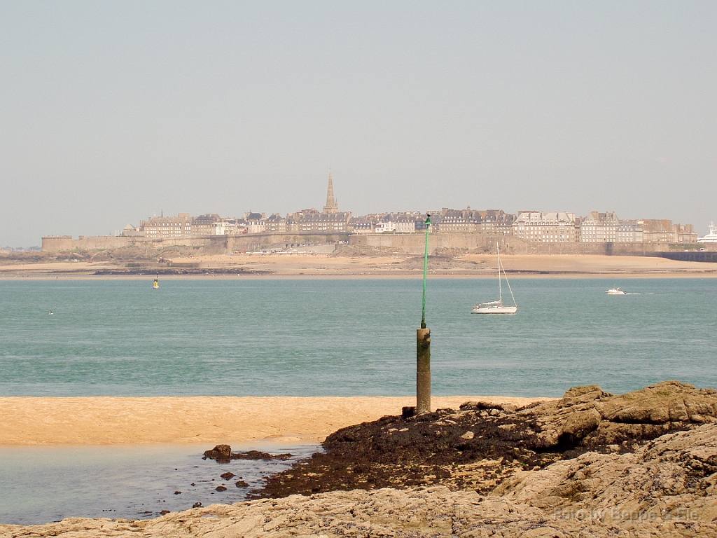 4225 Dinard