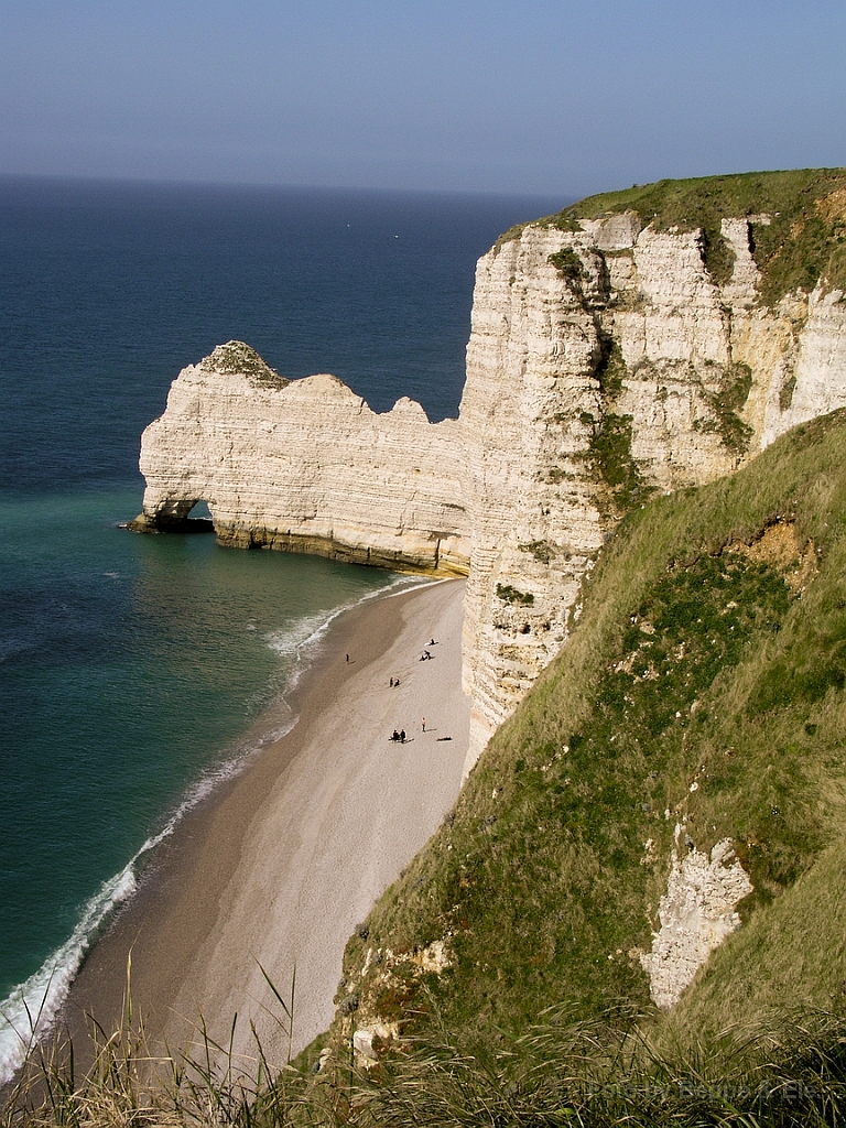 1537 Etretat