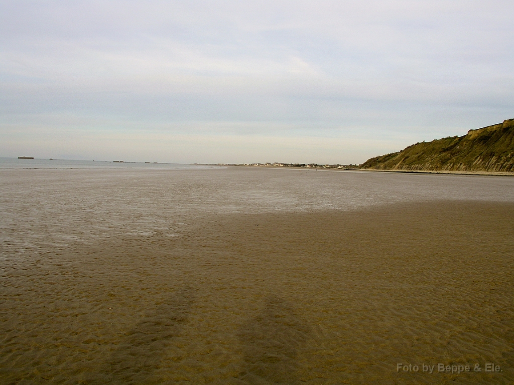 2185 Arromanches