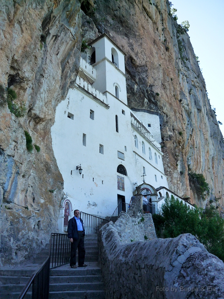 011 Monastero Ostrog