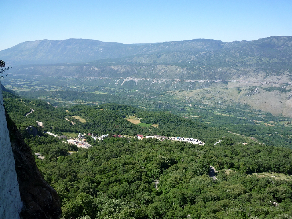 017 Monastero Ostrog