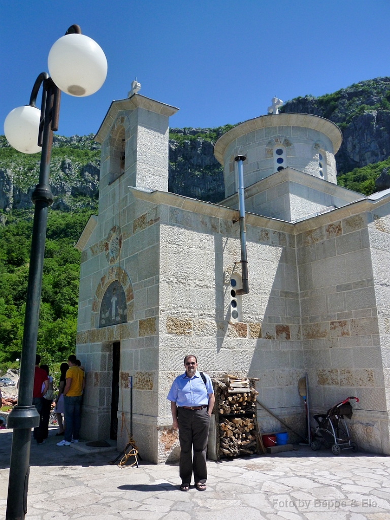 030 Monastero Ostrog